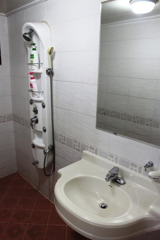 Picasso Motel Jongno Seúl Habitación foto