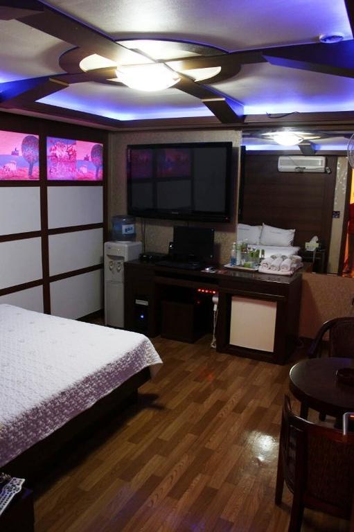 Picasso Motel Jongno Seúl Habitación foto